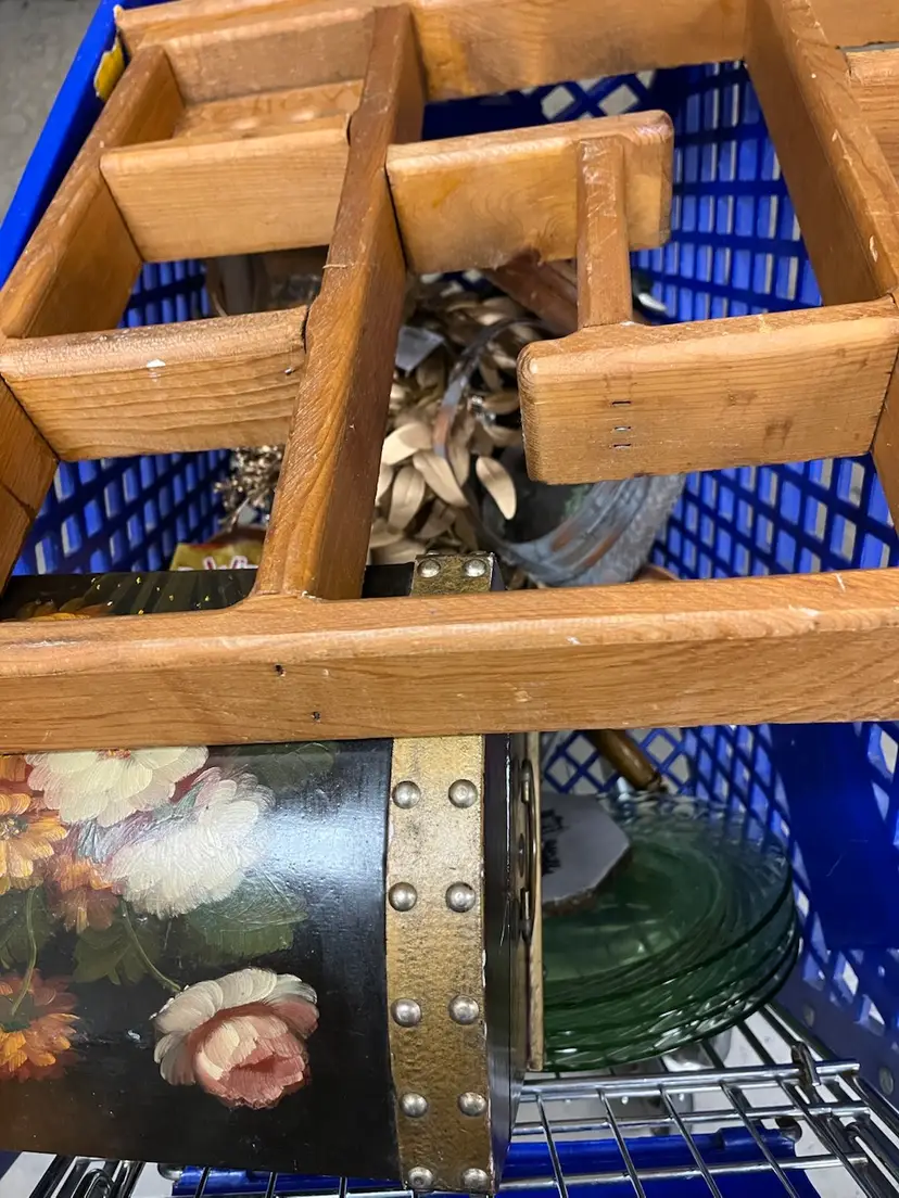 Livestream thumbnail