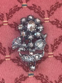 Antique 9Kt Gold And Silver With Rose Cut Diamond Brooch