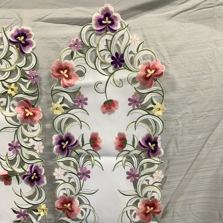 Pansy Table Runner & Tablecloth