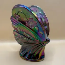 Fenton Amethyst Carnival Glass Hand Painted Florals 2002 FAGCA Exclusive Butterfly Figurine 4.5”