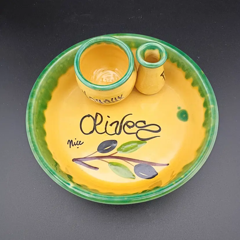 French olive serving dish