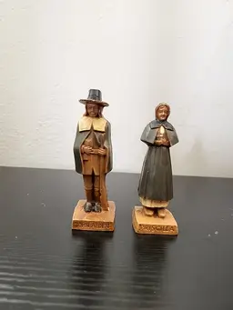 VTG 1940s Syroco Resin Wood 4" John Alden & Priscilla Thanksgiving Figures