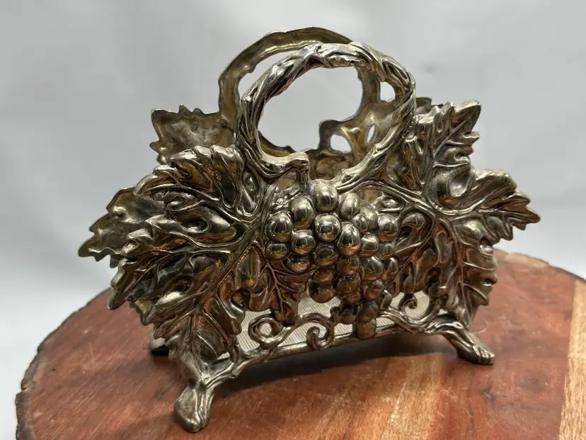 Vintage Godinger Grapevine Grapes Silver Plated Napkin Mail Holder