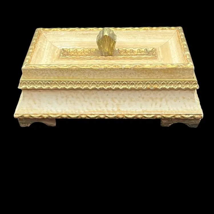 Vintage Hand Carved Wood W/ Gold Accent Jewelry Trinket Lidded Box