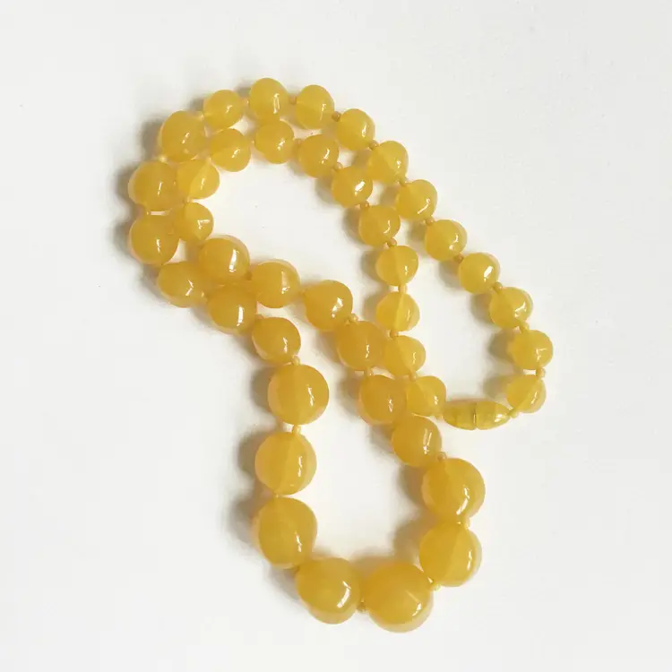 Vintage Lucite? Plastic Yellow Translucent Faux Amber Beaded Graduated Necklace