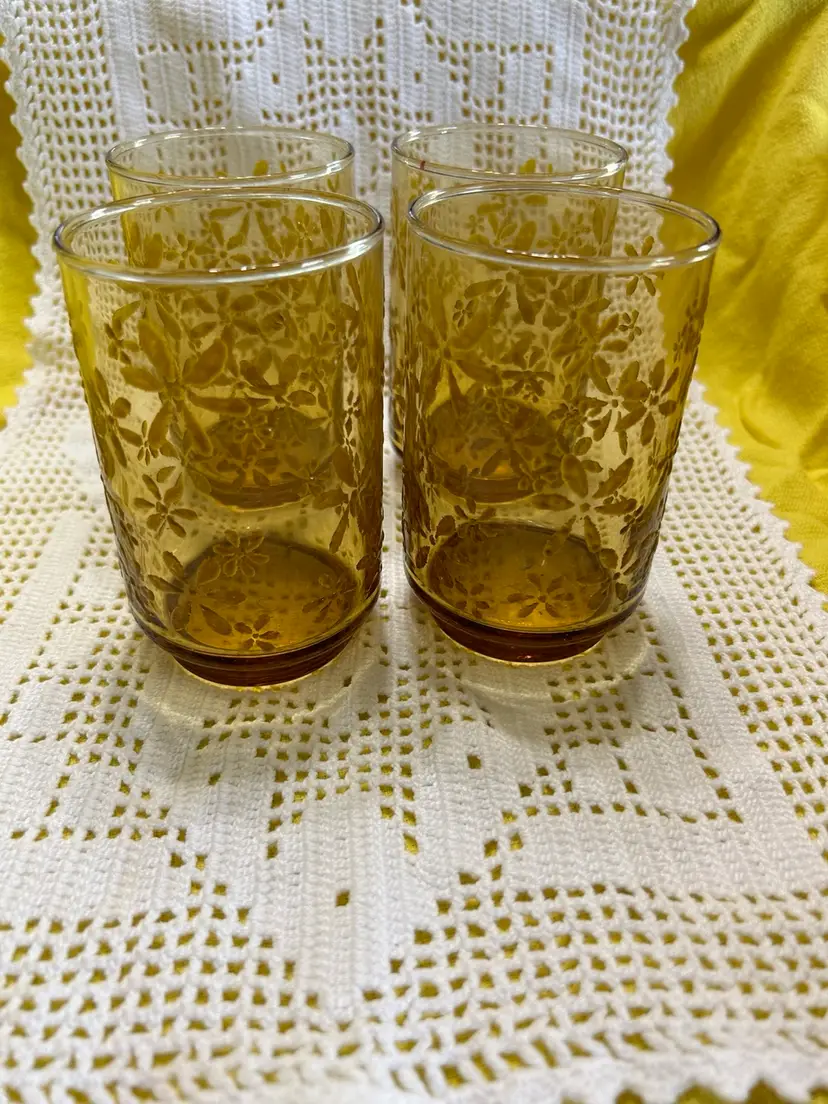 VTG Mid Century 4 Libbey “Gold Bouquet” Floral Juice Glasses.