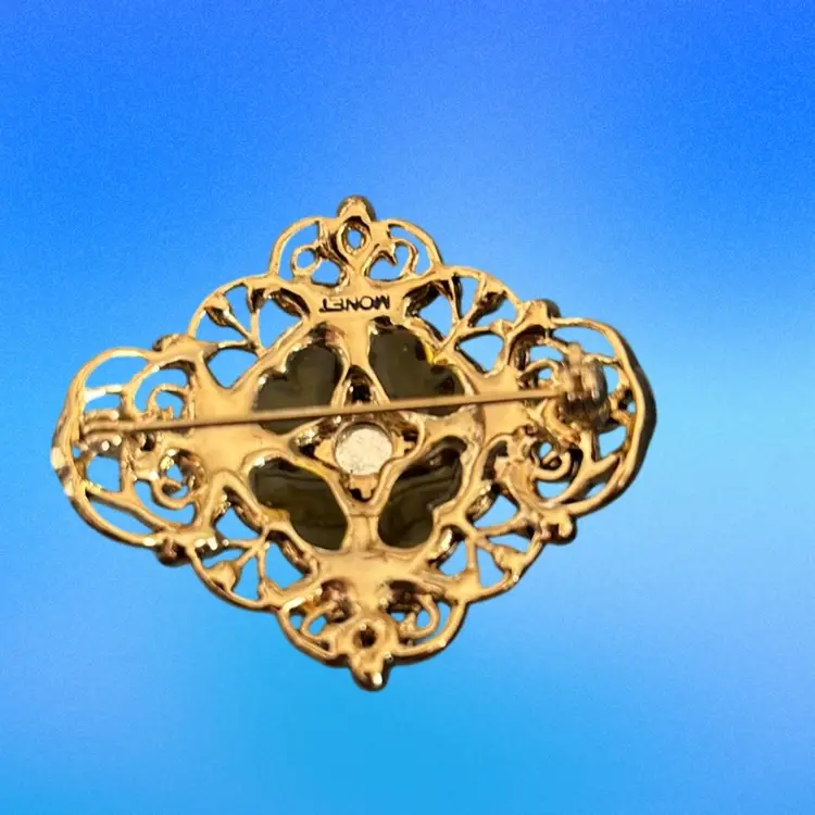 Vintage Monet Crystal And Filigree Antique Gold Brooch