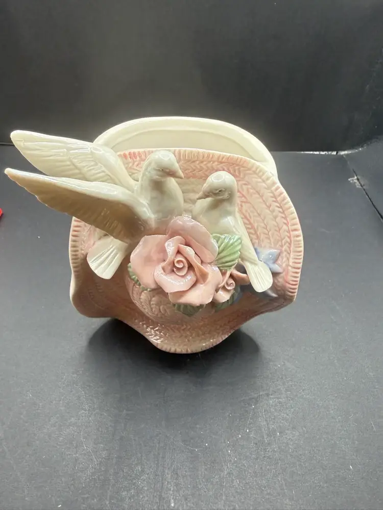 Dove On Hat Floral Iridescent Vase 4”