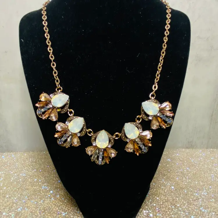 Vintage Rhinestone Necklace custom jewelry