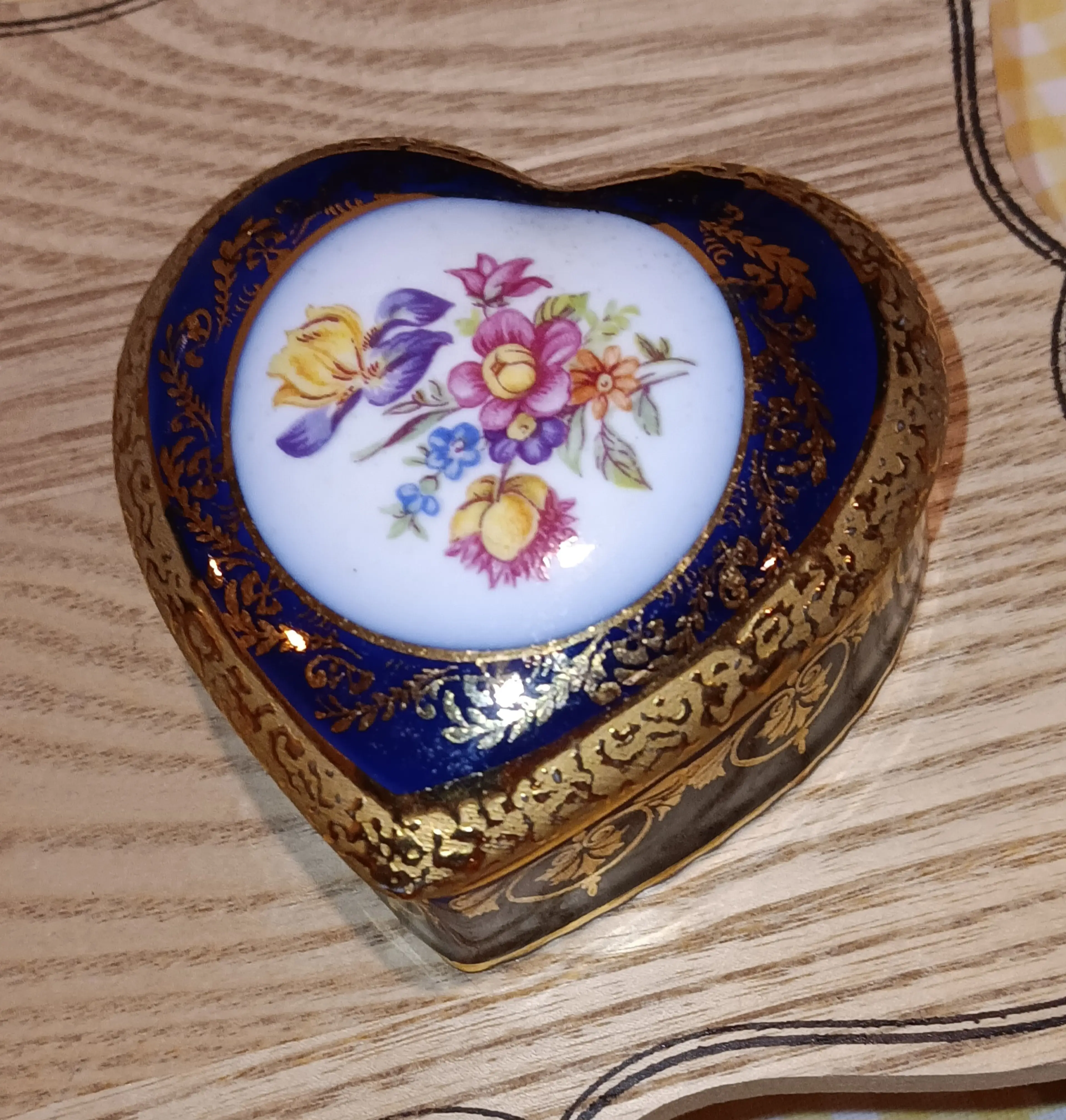Image 1 of 3