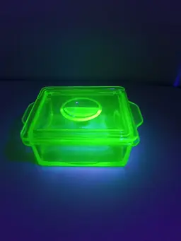 Hazel Atlas Uranium glass refrigerator dish