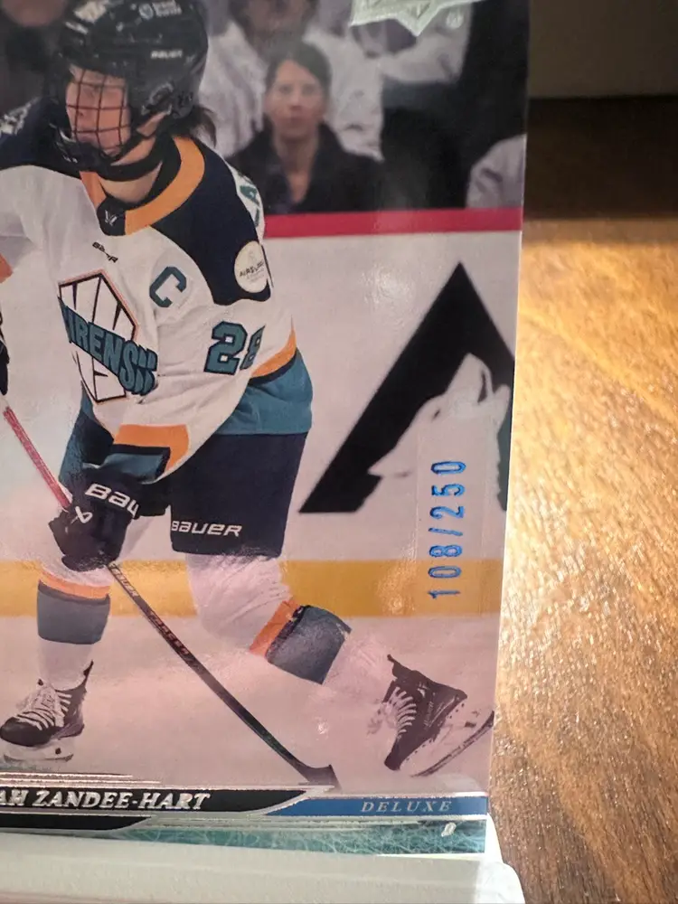Micah Zandee-Hart 2024-25 Upper Deck PWHL Deluxe /250
