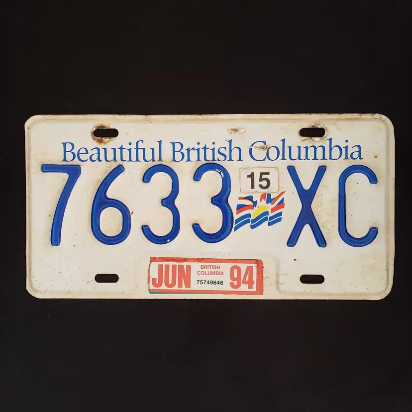 Canada License Plate Beautiful British Columbia 7633 XC with condition issues