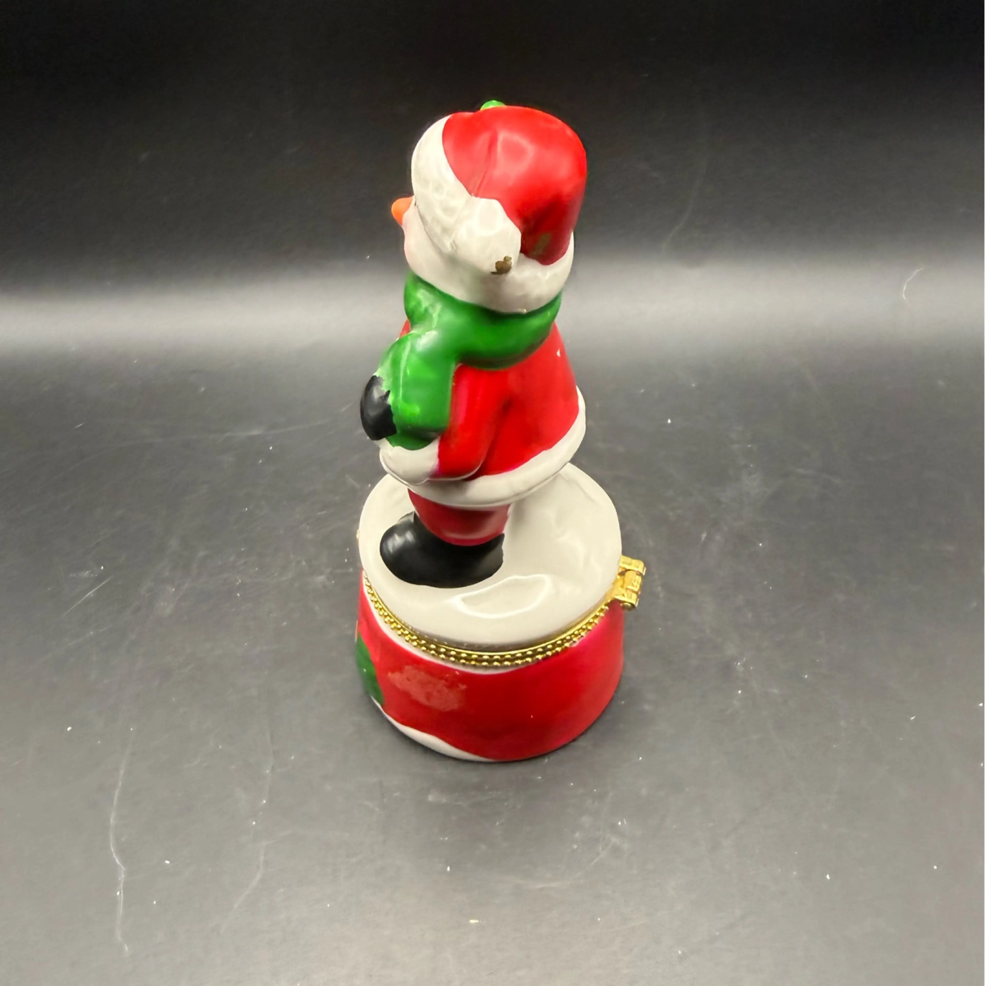 Image 4 of 5