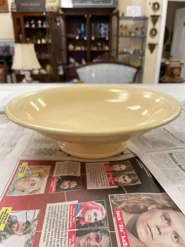 Vintage Fiesta 1936-1944 12 Inch Cream Footed Compote Bowl