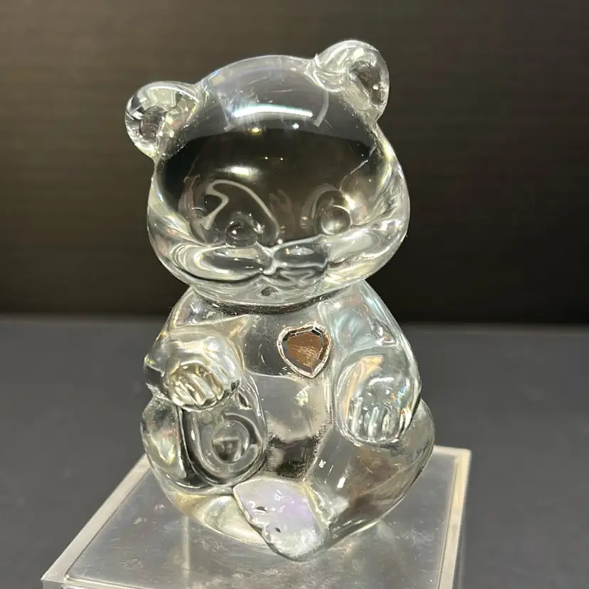 Fenton Art Glass Bear Figurine W/clear Stone Heart