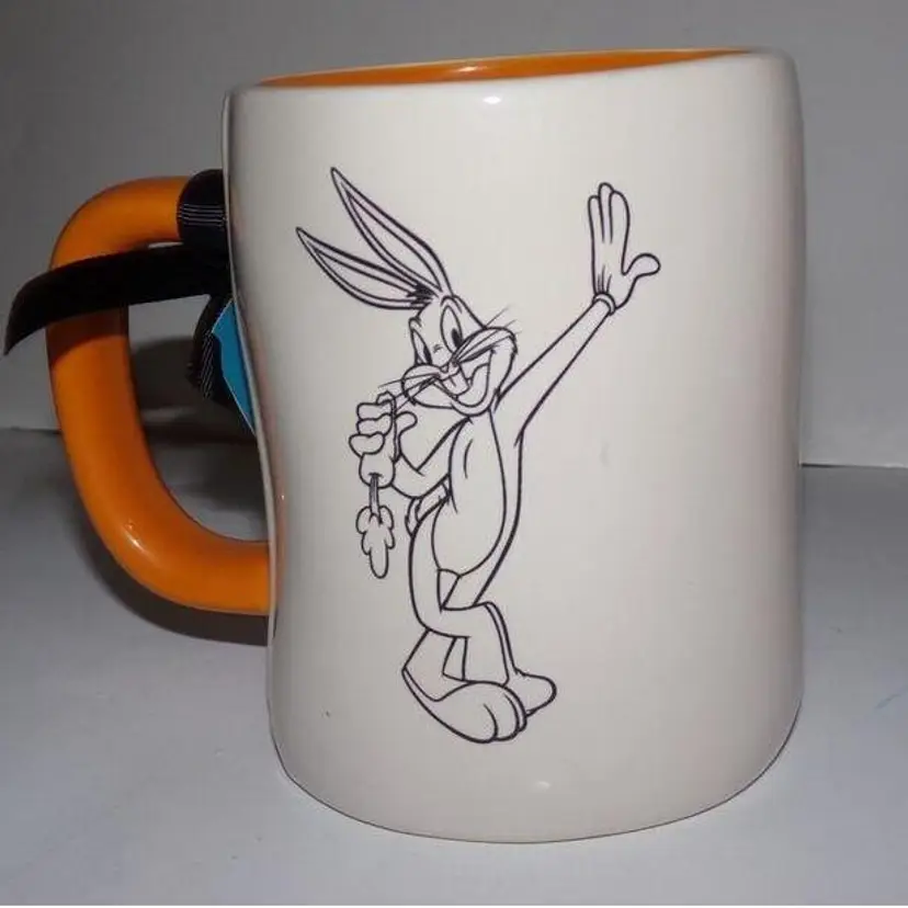 BUGS BUNNY - NEW Rae Dunn Looney Tunes Mugs!