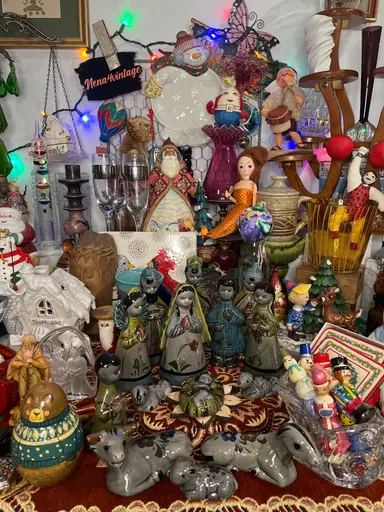 📦 Ship Happens!🎄Final Chance for Holiday Décor