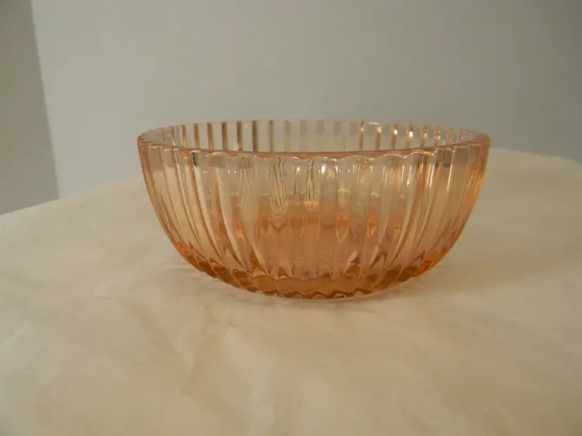 Anchor Hocking Queen Mary Pink Depression Glass fruit/dessert bowl