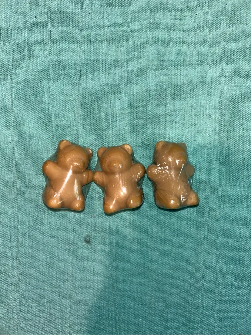 Three Little Bear Soaps From Yellow Stone Souvenir ~1 Inch Tall.