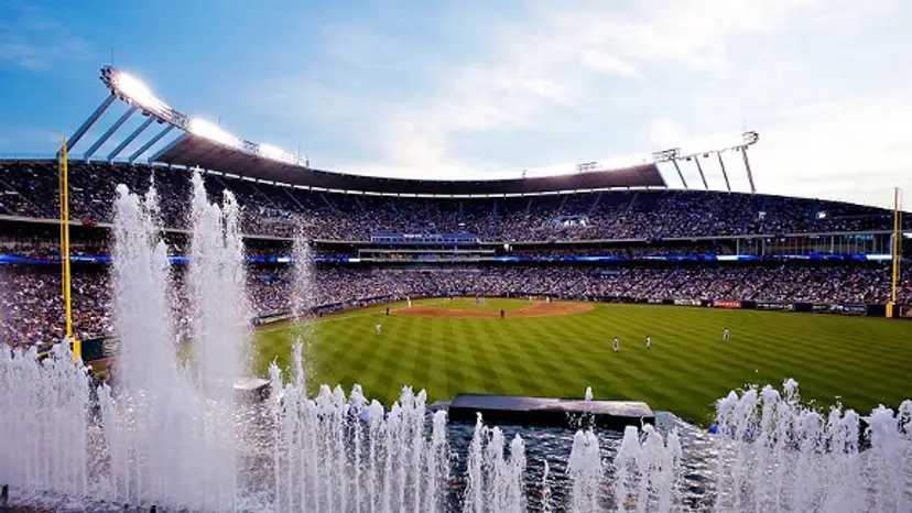 Kansas City Royals baseball card breaks and collector community