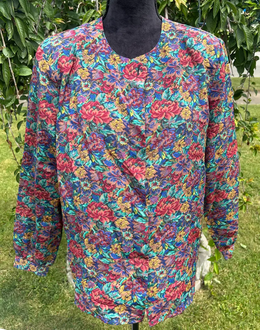 Vintage Essentials Multi Color Long Sleeve Flower Design Button Up Blouse XL