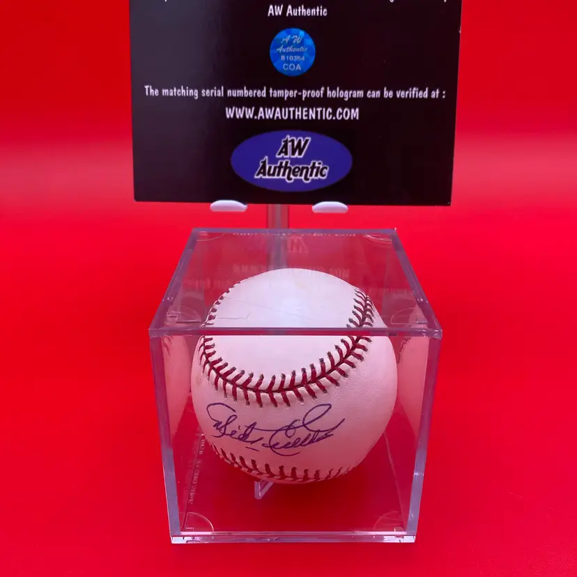 Mike Cuellar Autographed Rawlings Major League Baseball w/ Case & COA