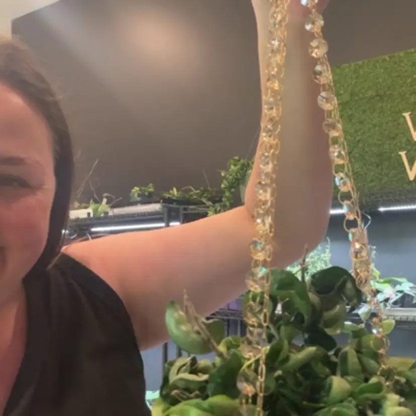 Champagne Glow Hanger