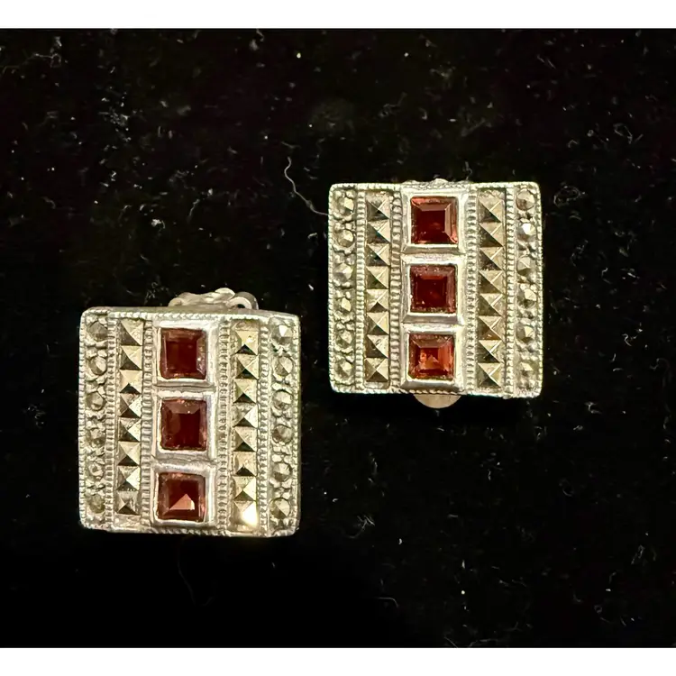 Vintage 925 Sterling And Genuine Garnet Clip-on Earrings,
