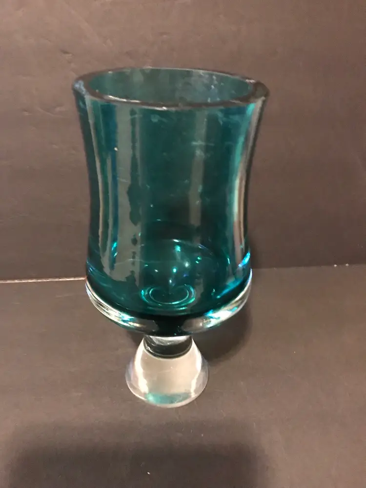 Teal Green Art Glass 11” Heavy Glass Vase W Clear Stem Bottom