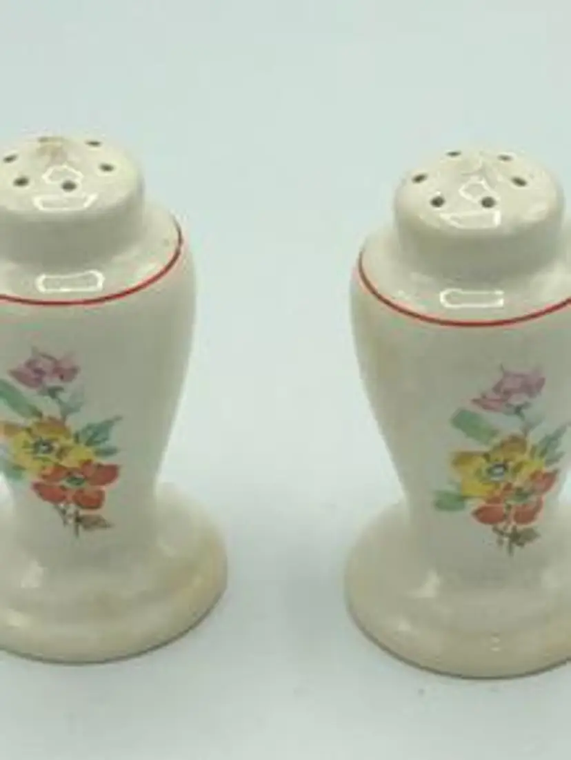 Floral salt & pepper