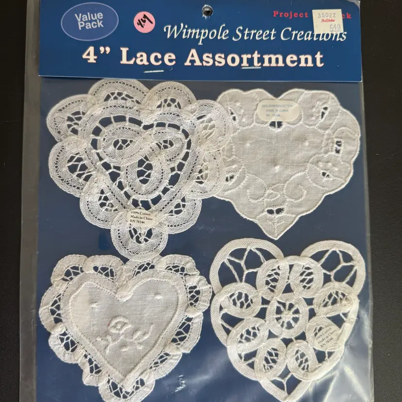 New In Box Vintage Small Heart Doilies