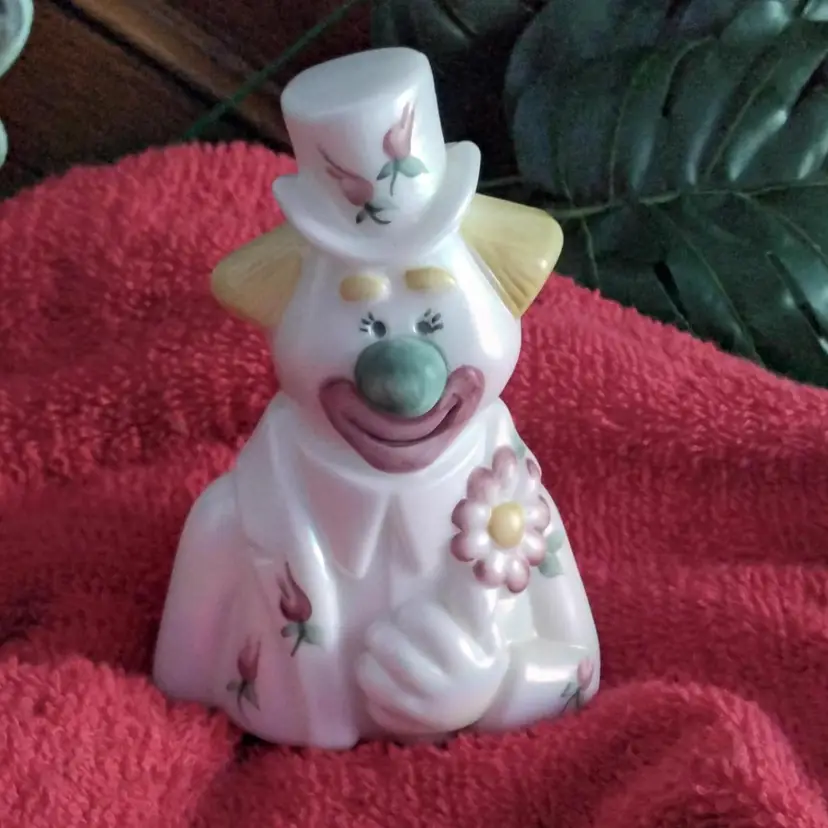 Vintage Fenton Clown Hand Painted Opalescent Glass Figurine