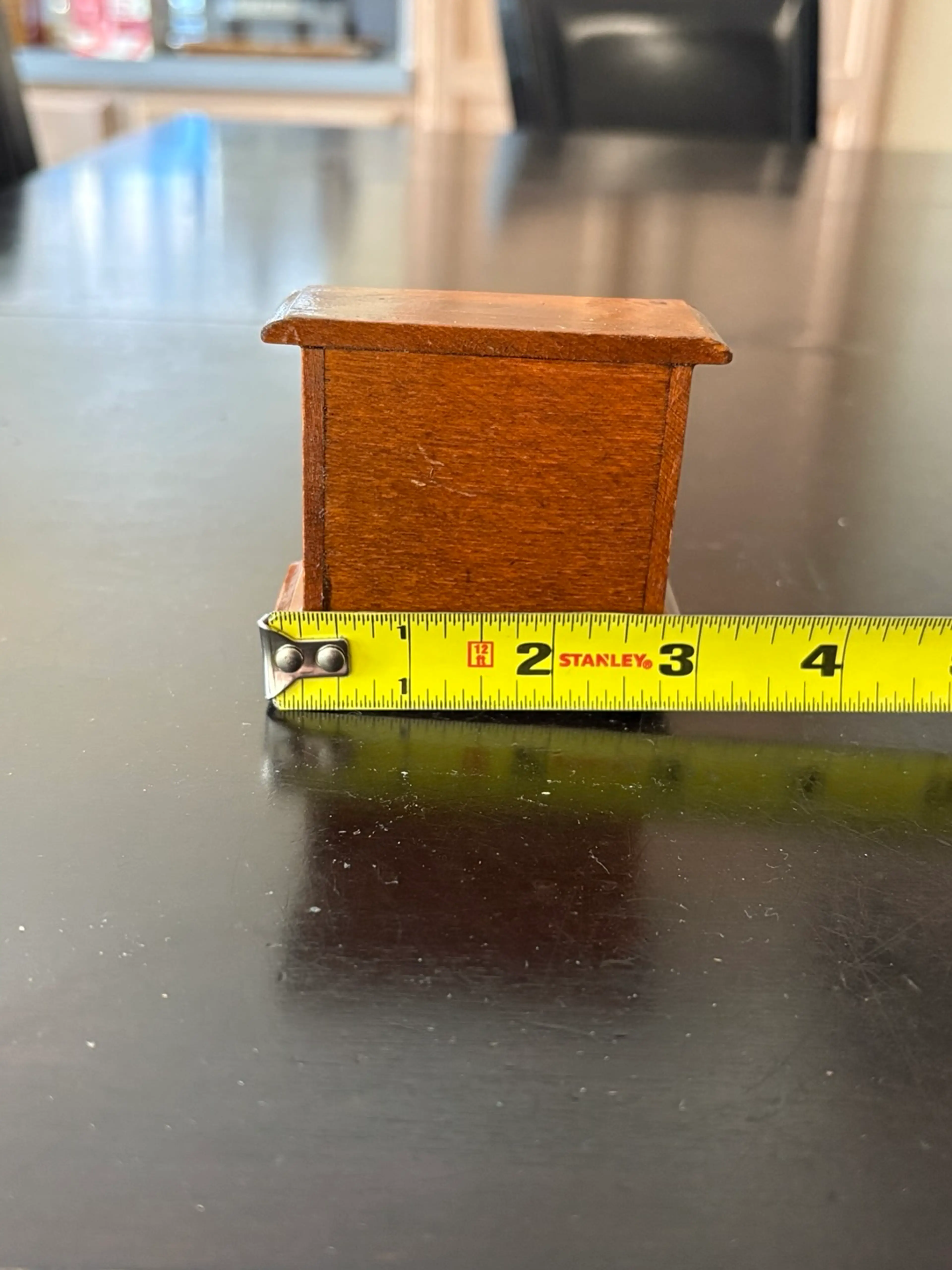 Image 4 of 4