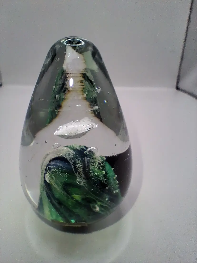 Vintage Kerry Glass Ireland Egg Paperweight