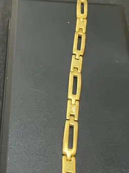 Napier Goldtone Bracelet 7.5”