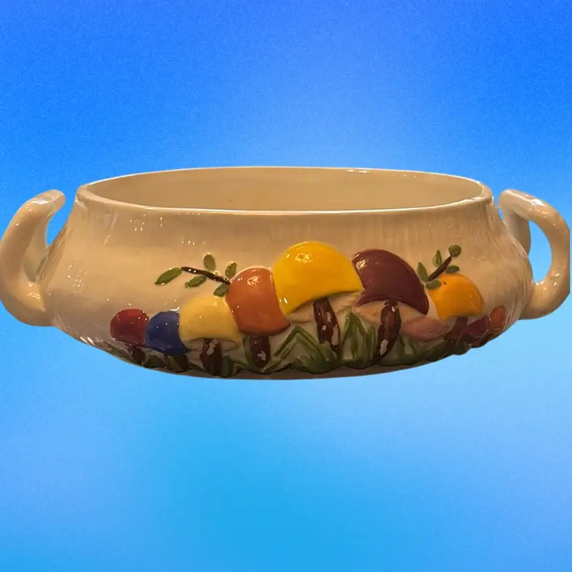 Arnels Decorative Mushroom Bowl Signed On Bottom 1978