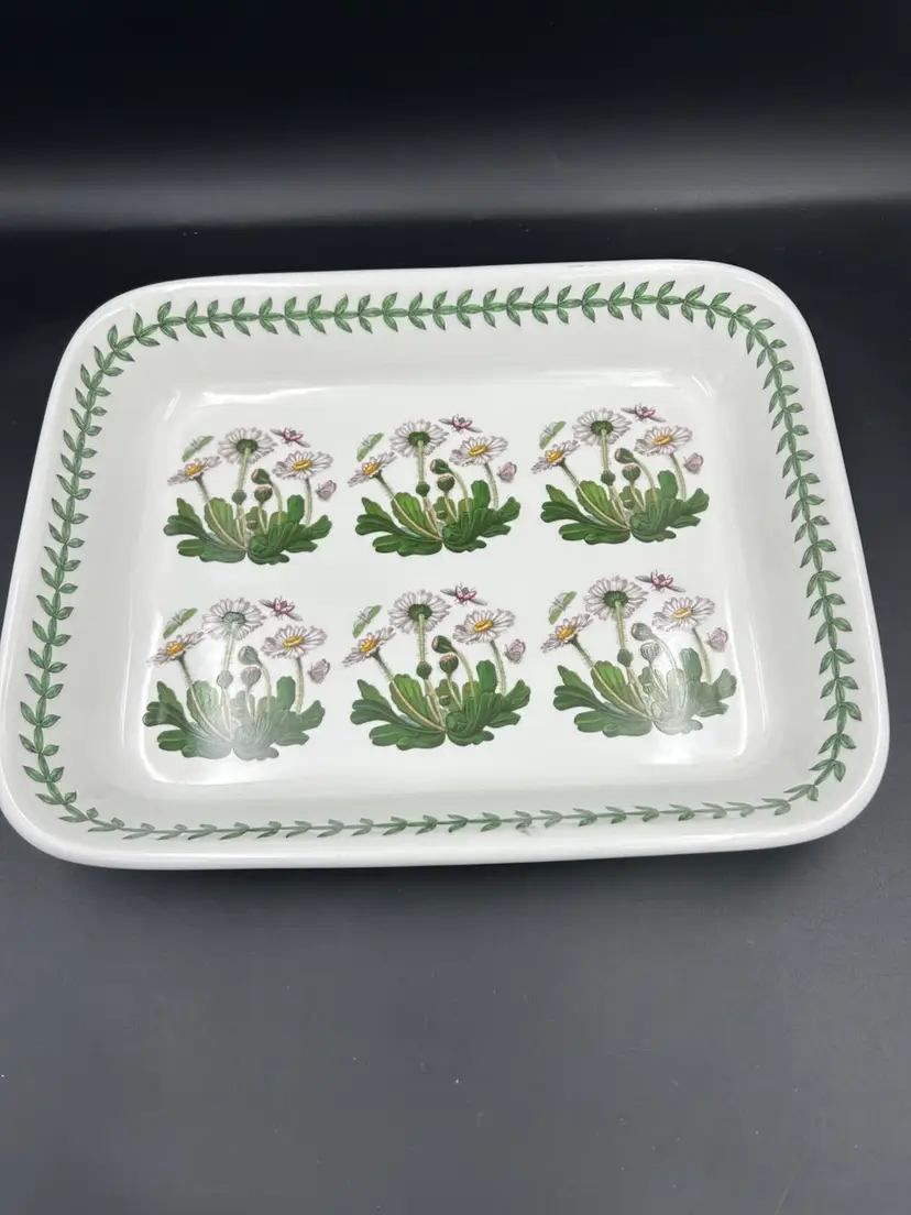 PORTMEIRION BOTANIC GARDEN DAISY LASAGNA DISH 12.5” GREEN LAUREL BAND