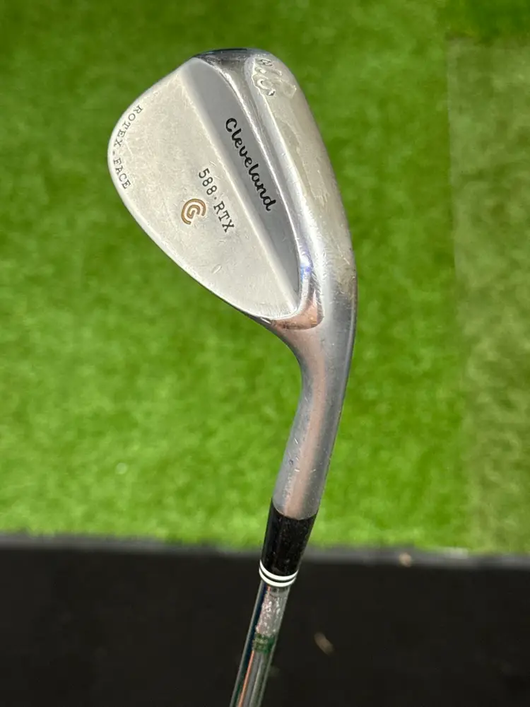 Cleveland 588 RTX 46° Wedge | Rotex Face | Steel Shaft | RH Standard | Cleveland