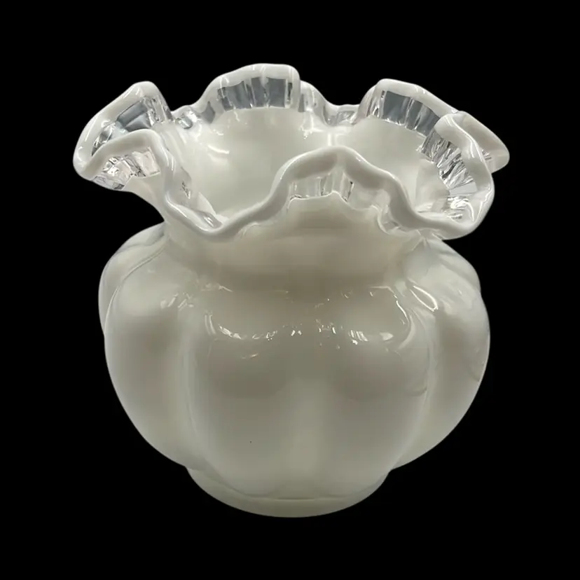 Vintage Fenton Silver Crest Melon Vase Milk Glass 5.5” Tall x 5.5” Wide