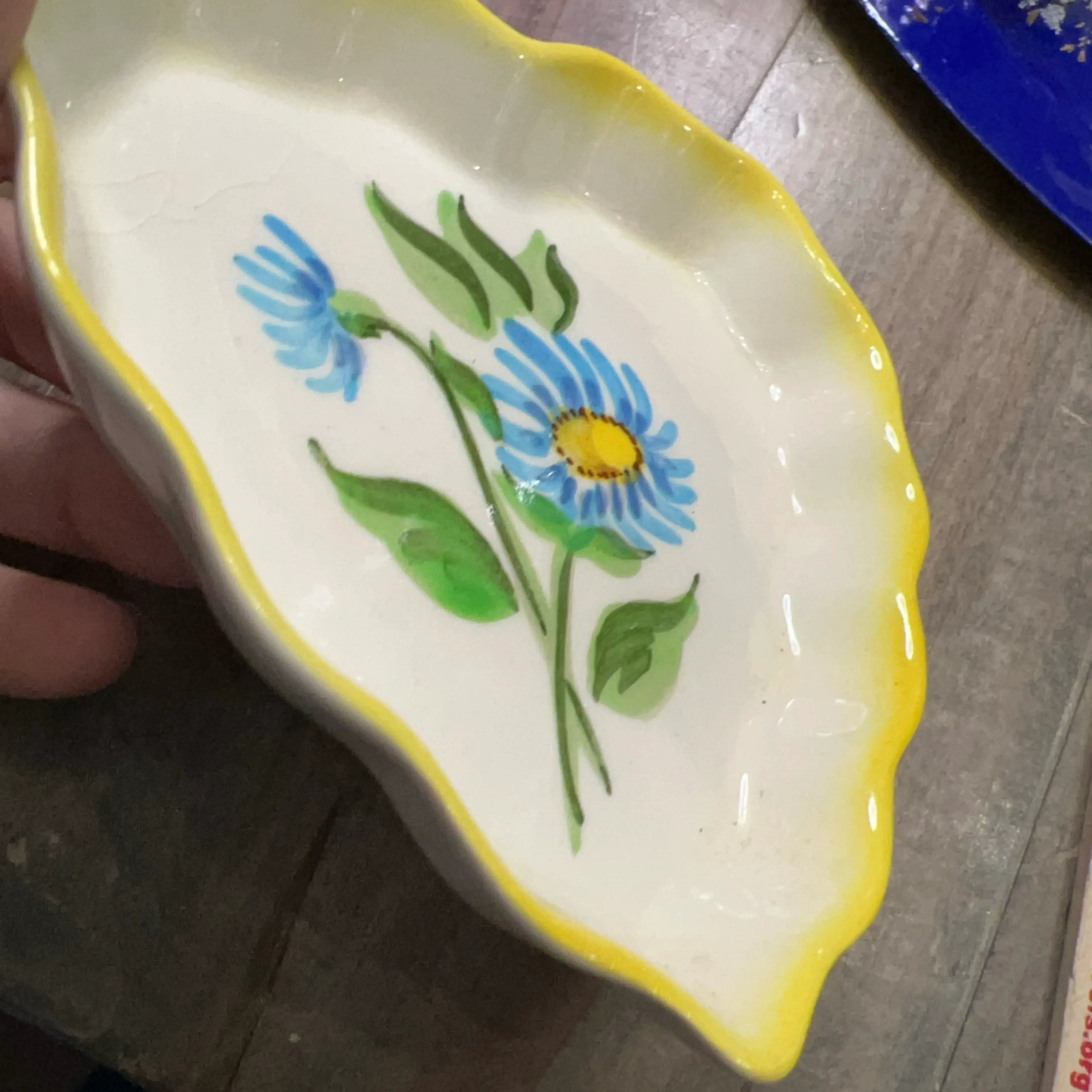 Image 3 of 4