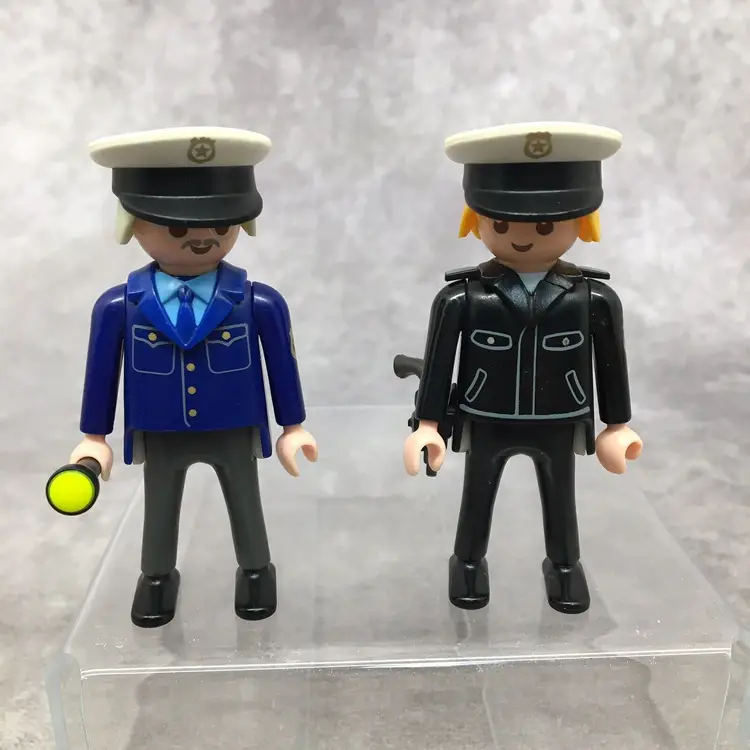 Playmobil Policemen w/Flashlight & Gun