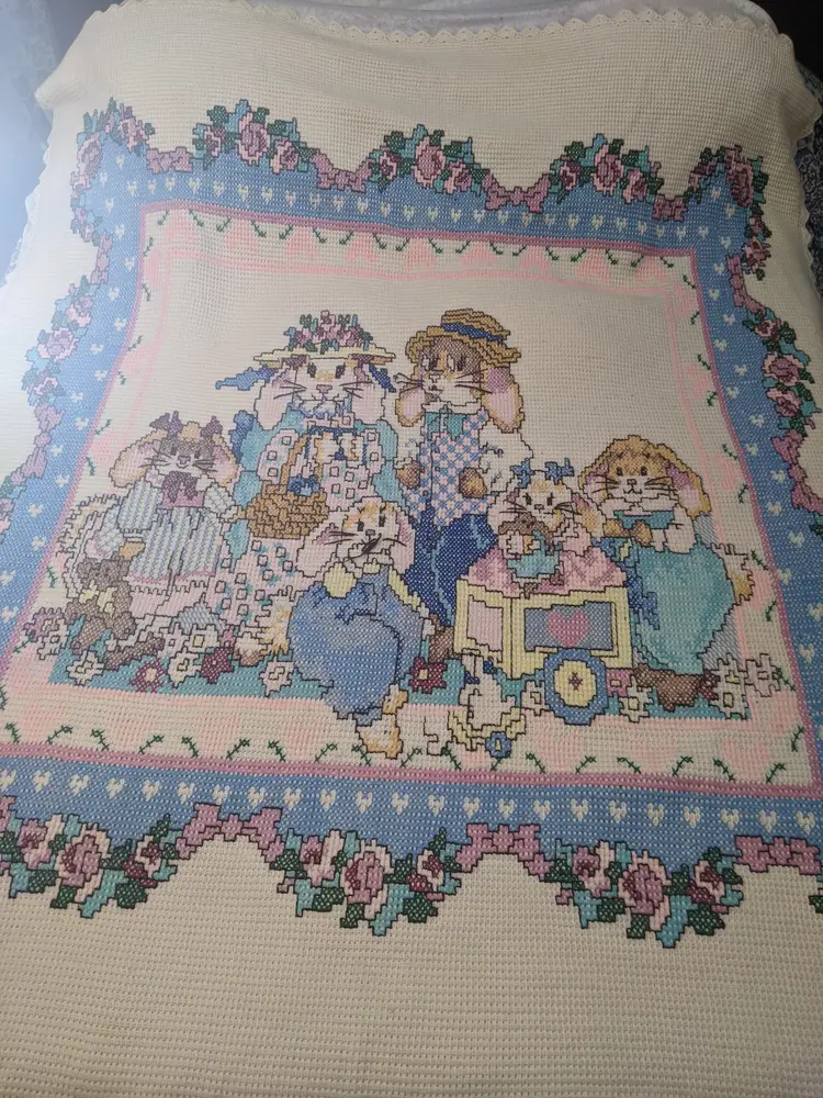VTG Handmade Heavy 65x80 Bunny Rabbit Family Knit Crochet Blanket Throw Floral Scalloped Edge Cottagecore Easter Country Farmhouse