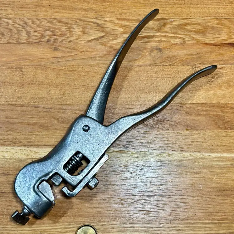 Early EC Stearns & Co Syracuse N.Y. Heavy Duty Crosscut Logging Saw Set