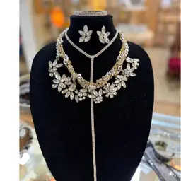 A#23 - Rhinestone Flower Lot