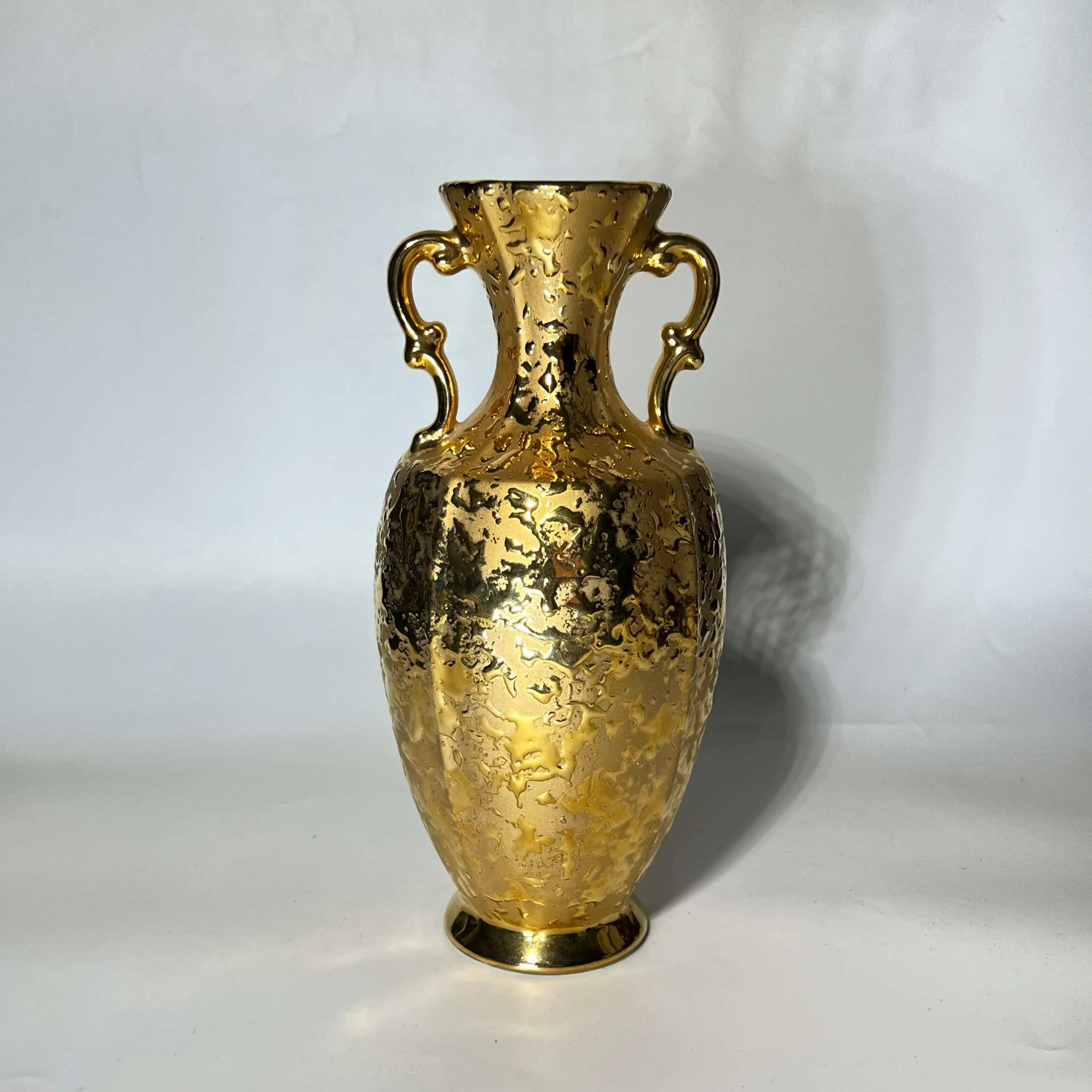 Image 3 of 20