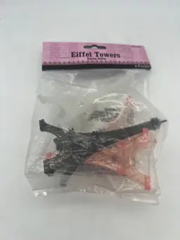 Eiffel Towers Plastic Miniatures 4 Pcs Set by Amscan Table Decor Cake Toppers