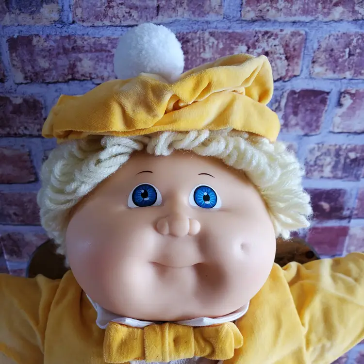 1985 Cabbage Patch Kid, Lemon Hair and Blue Eyes GUC