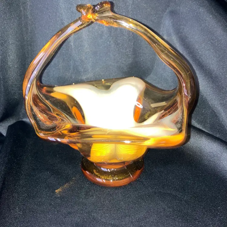 Vintage Amber And White Swirl Hand Blown Glass Petal Basket With Handle MCM 6”