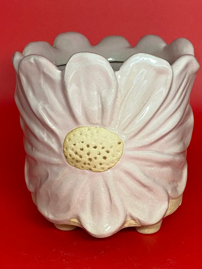 Crazy Daisy 3 Footed Pink & Beige Planter